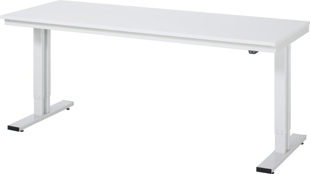 413399-ube109133.jpg