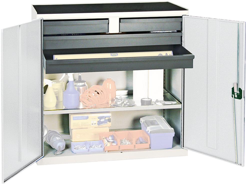 425025-ube114300.jpg