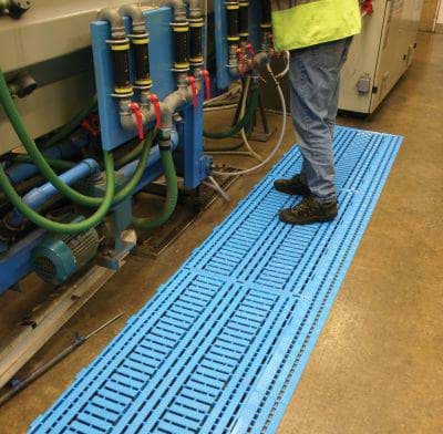 376505-ube100374.jpg
