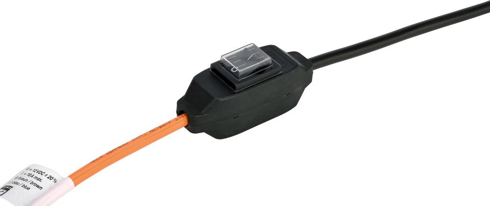 ube115453.jpg
